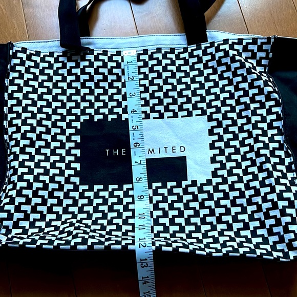*SALE* NWOT The Limited Bag - Picture 3 of 5